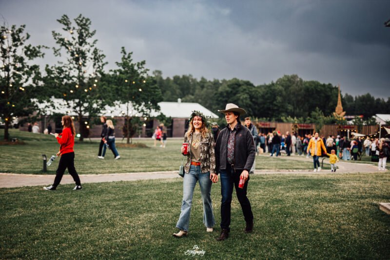 Festivalis